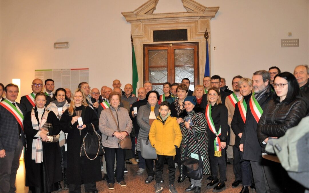 Consegna delle medaglie d’onore agli ex Imi in prefettura a Brescia